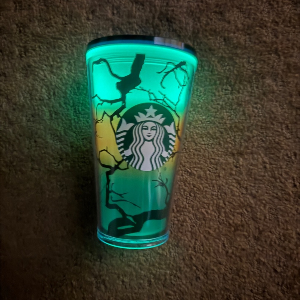 Starbucks Halloween 2022 Ltd Glow in the Dark Trees Tumbler 16oz Grande No Straw